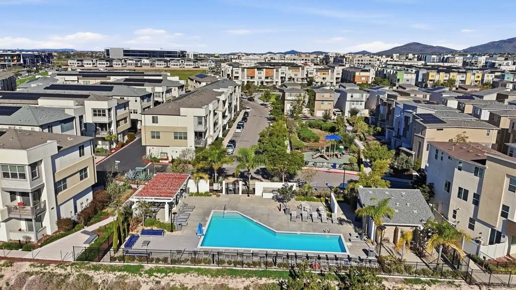 https://cdn.realtyfeed.com/cdn/127/306629235/0a43111c6f17f622795b3f6438a47b29.webp