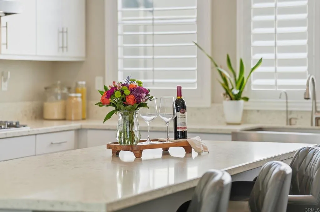 https://cdn.realtyfeed.com/cdn/127/306629235/58d1b9f8ff7ee1a6f6c223fb96aca2b5.webp