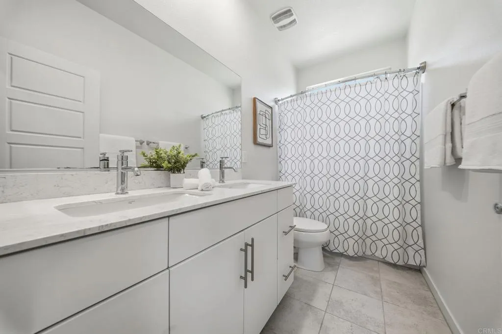 https://cdn.realtyfeed.com/cdn/127/306629235/8584fc5f21ec04cb0eae4c214ba143e7.webp