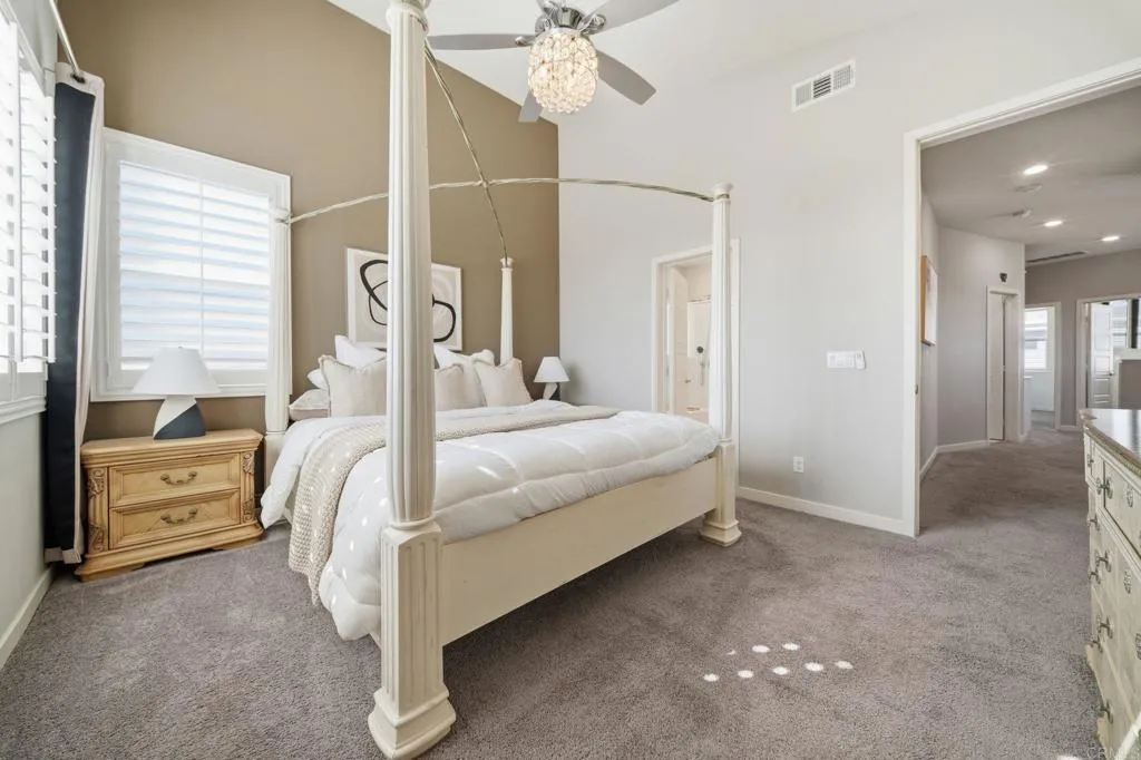 https://cdn.realtyfeed.com/cdn/127/306629235/9bd3a6a343b566fc7aeabdeead466bdd.webp