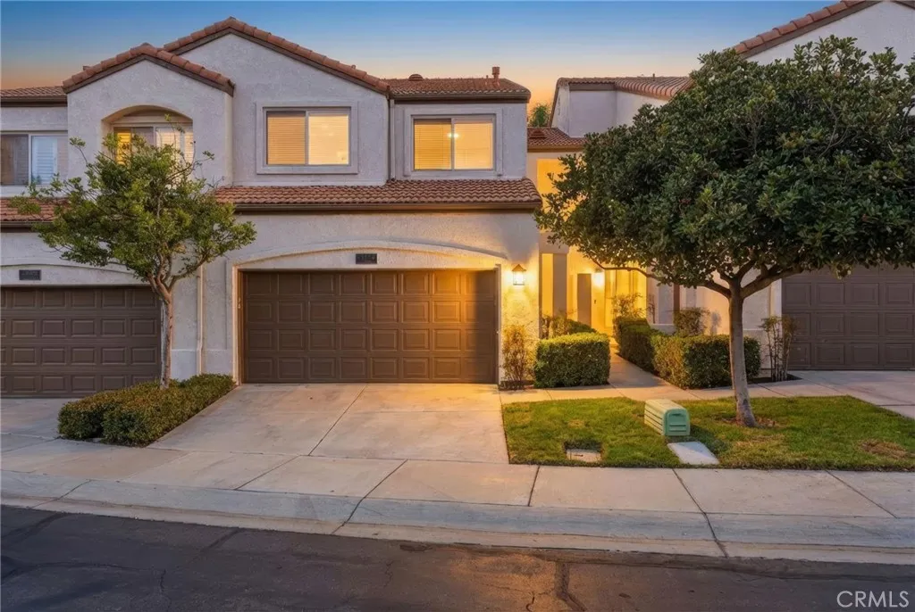2131 Almeria Street Unit 102