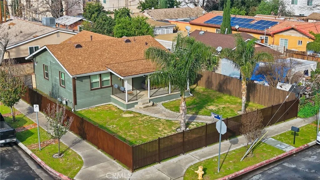 21511 Bassett St. & 6903 Alabama Ave., Canoga Park, CA 91303 - Photo 5 of 59, Canoga Park, CA