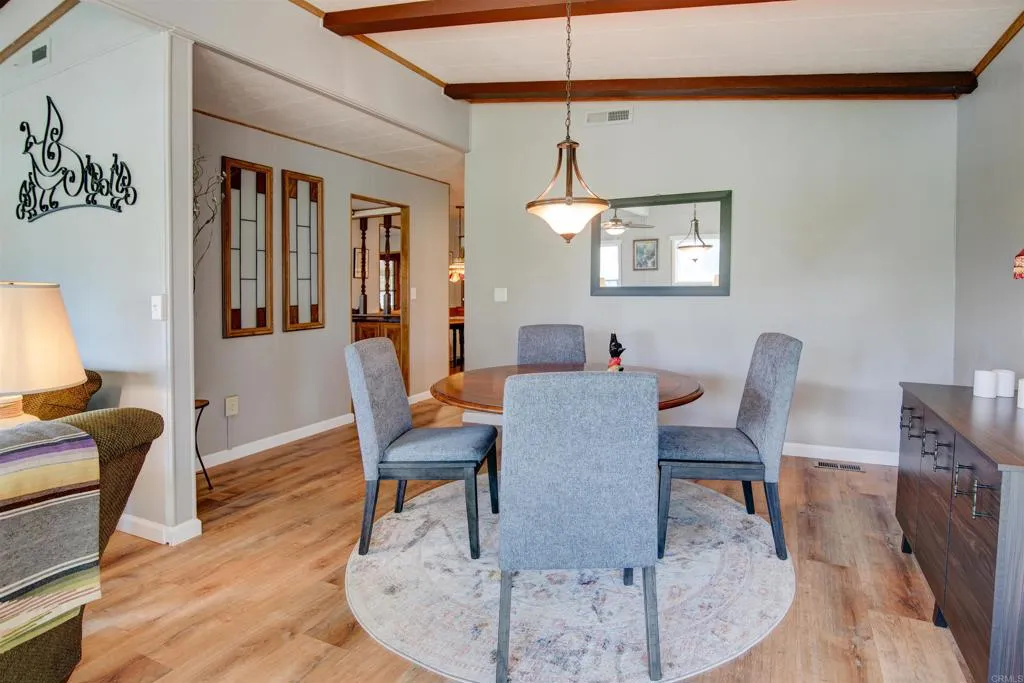 https://cdn.realtyfeed.com/cdn/127/306629332/ab1712ad15fd22a1b25330404df83418.webp