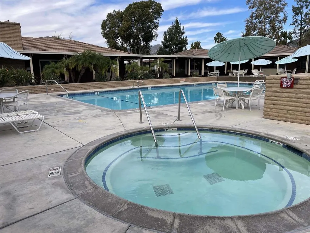 https://cdn.realtyfeed.com/cdn/127/306629342/01233506fb346538e6227b5b0fcaf85b.webp