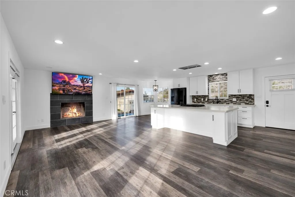8054 Joshua Lane, Yucca Valley, CA 92284 - Photo 4 of 42, Yucca Valley, CA
