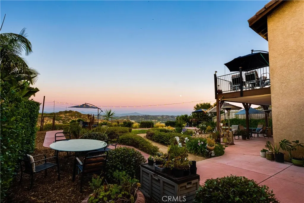 https://cdn.realtyfeed.com/cdn/127/306629424/ad1f7cdbf61cf2391d7f1d1079f8c9e4.webp