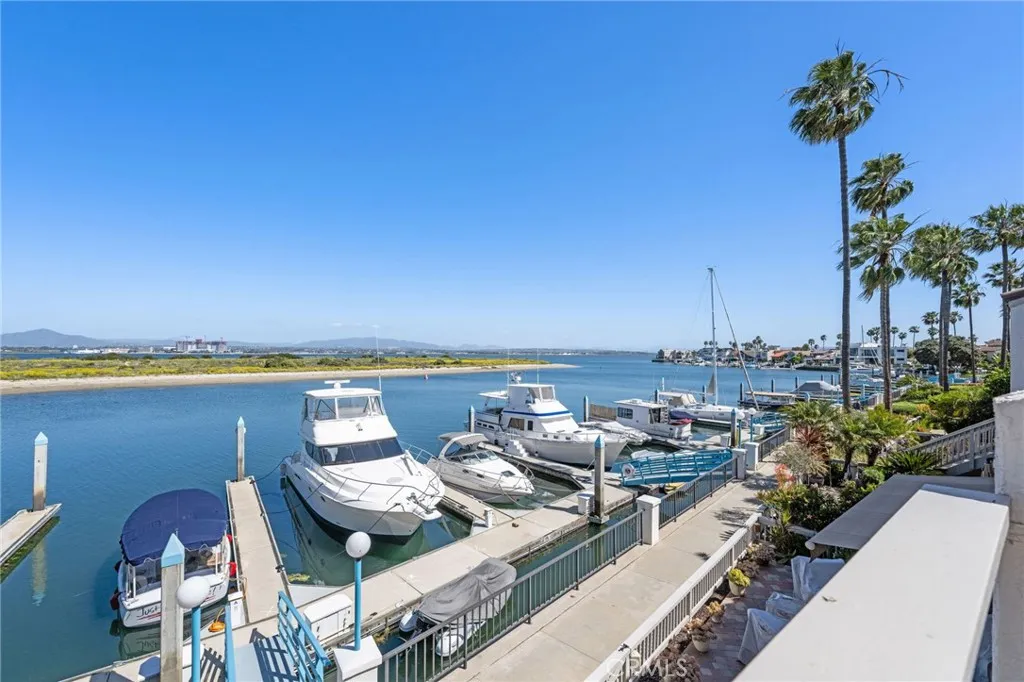 https://cdn.realtyfeed.com/cdn/127/306629437/53e8e0f5a8aa68a754adfa96a87c05b8.webp
