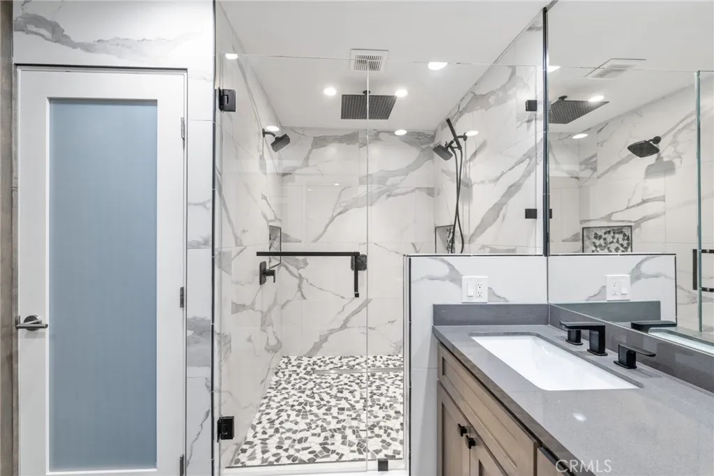 Photo #16: SW26019927 Listing: Photo #16