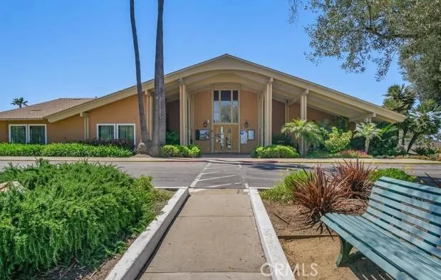 Photo #6: ND26018357 Listing: Photo #6