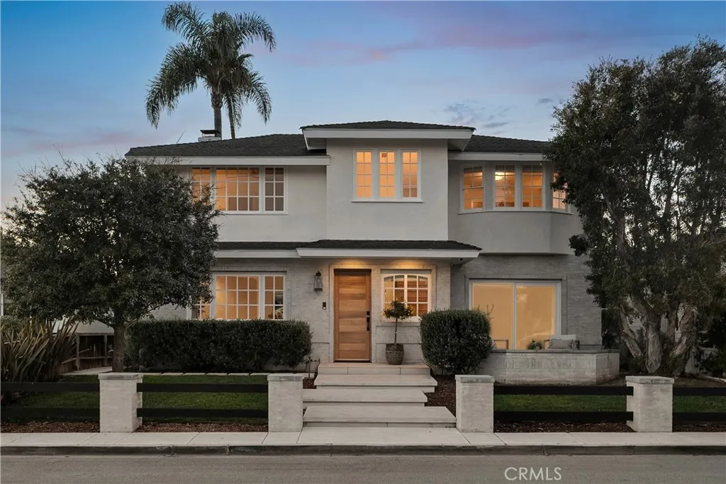 425  Tustin Avenue