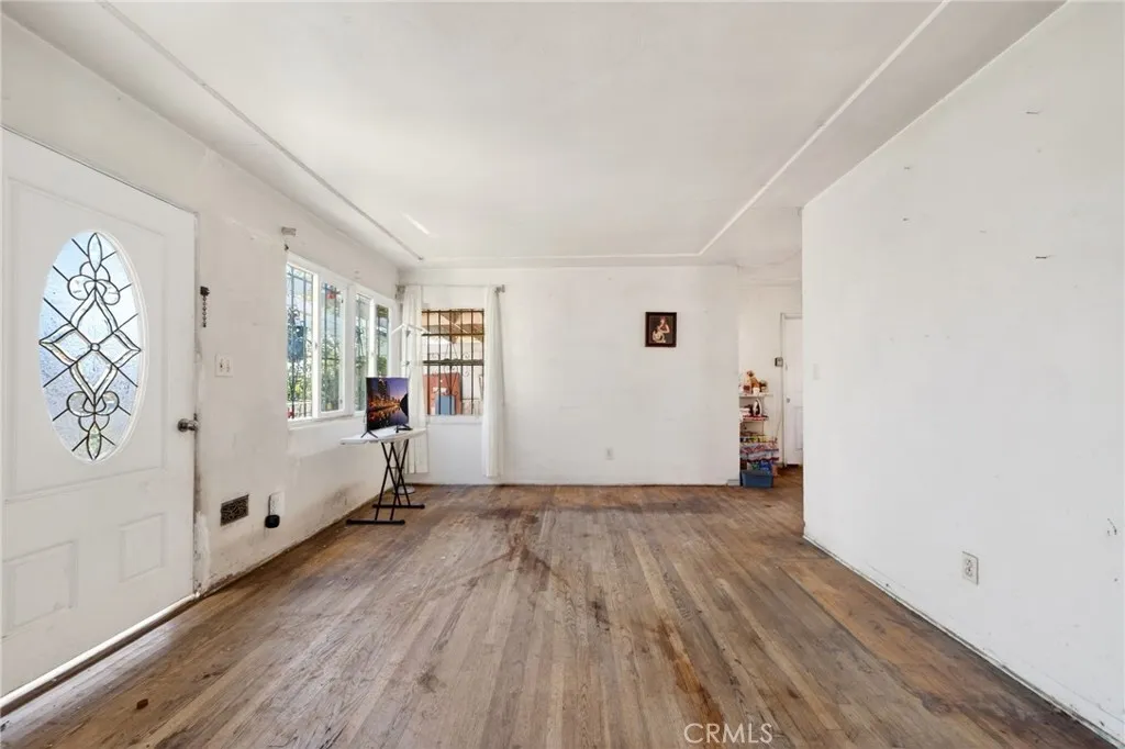 https://cdn.realtyfeed.com/cdn/127/306629546/2ace58dd9b07235f473c1b510ab4fbe8.webp
