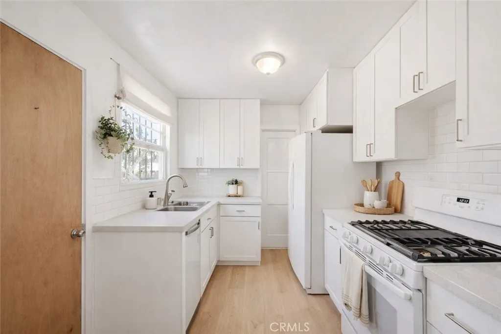 https://cdn.realtyfeed.com/cdn/127/306629546/b5d30dfc912c3552ad17e250b82ce49c.webp