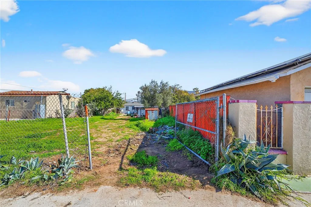 https://cdn.realtyfeed.com/cdn/127/306629546/fcf912bf8025849f8c704b23dd994ab5.webp