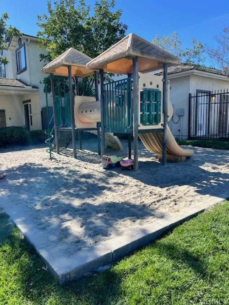 https://cdn.realtyfeed.com/cdn/127/306629566/9bb17728a4dc9fc1a768f6d95d7389f7.webp