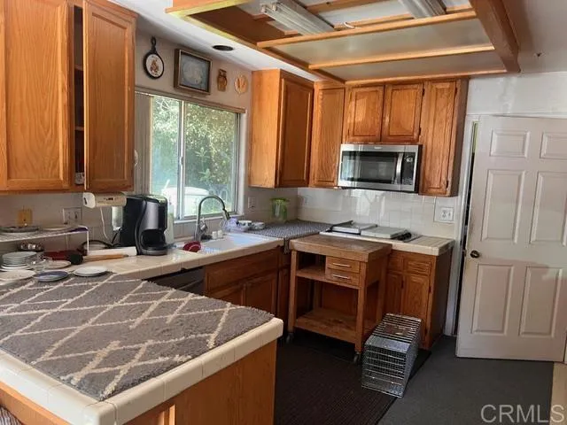 https://cdn.realtyfeed.com/cdn/127/306629572/732b48c82ff94869d063bfed35213832.webp