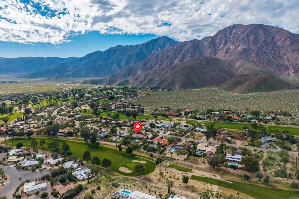 https://cdn.realtyfeed.com/cdn/127/306629677/f21c1795a58f0fd7f65e5606a632450d.webp