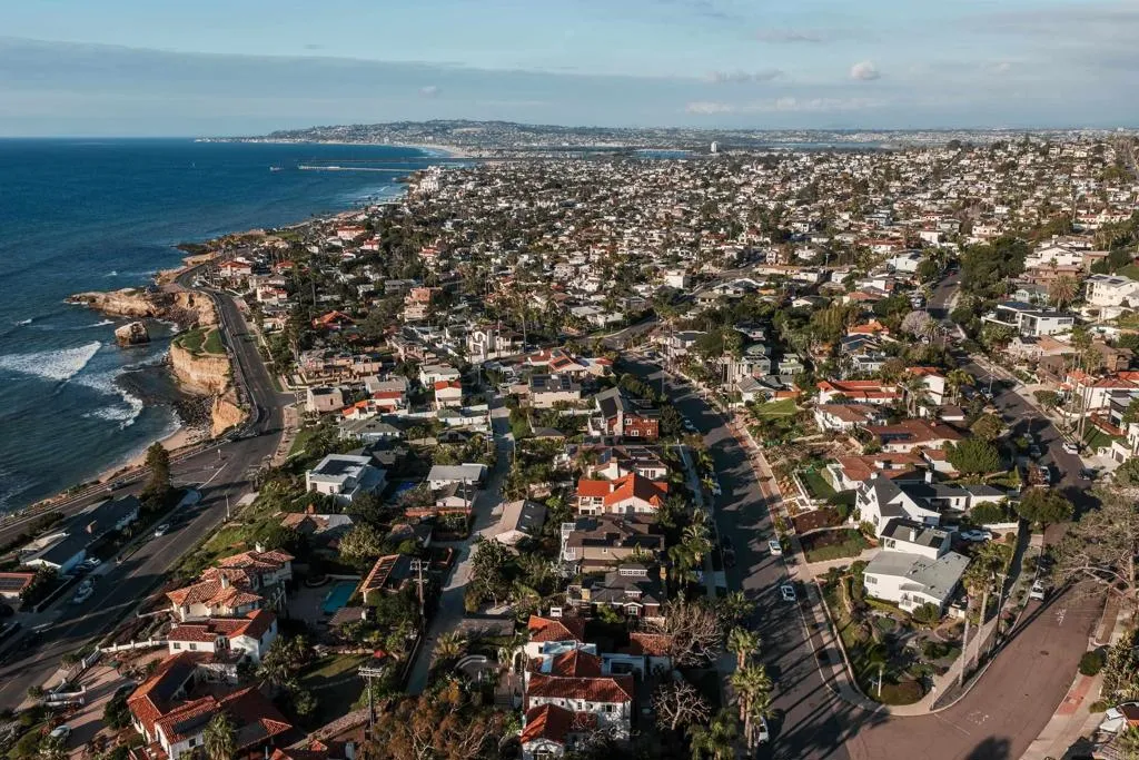 https://cdn.realtyfeed.com/cdn/127/306629702/4f2960c4daa20d7000fdb29721f09299.webp