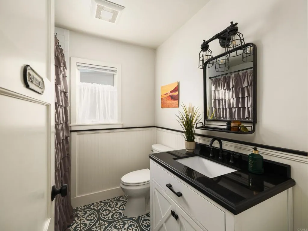 https://cdn.realtyfeed.com/cdn/127/306629702/85fca0dba5bec2897ad65c568ae92c6e.webp