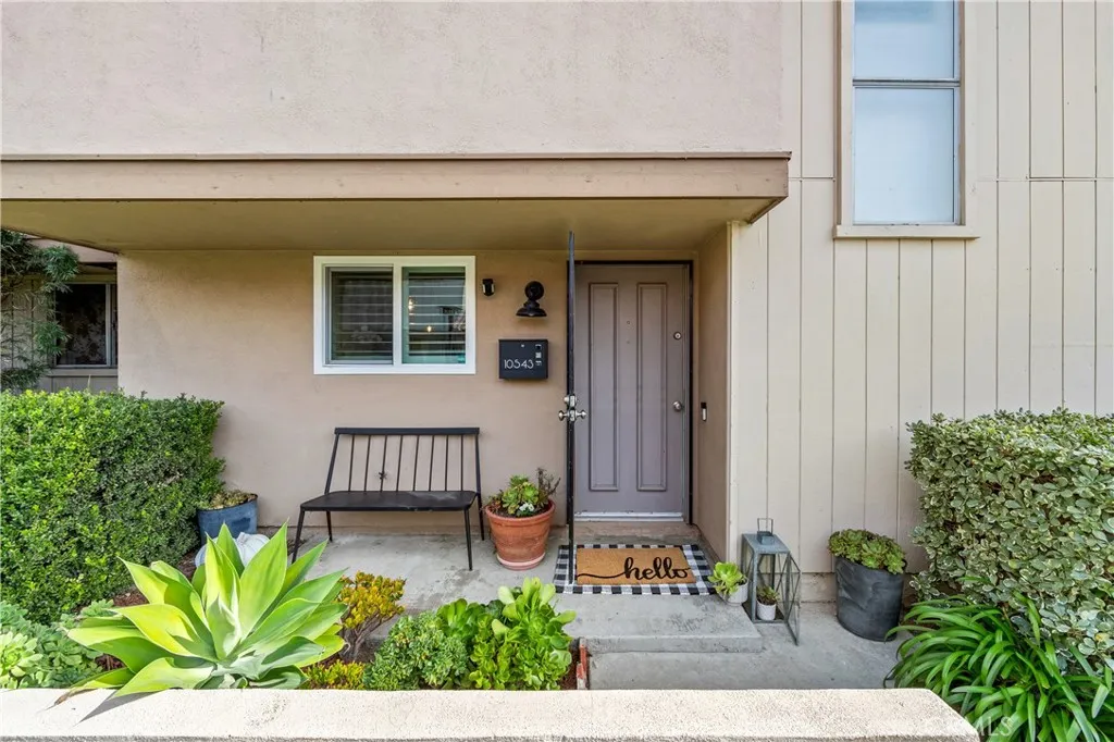 10543 Carrotwood Way, Stanton, CA 90680
