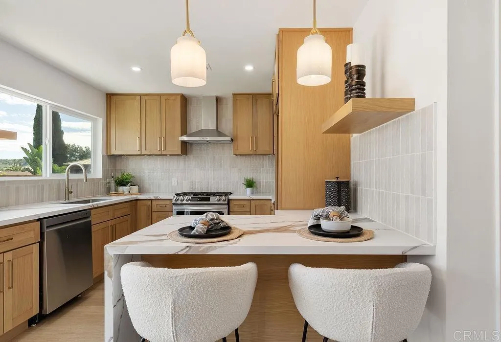 https://cdn.realtyfeed.com/cdn/127/306629706/29b69f678bdd23c532faf4214c546191.webp