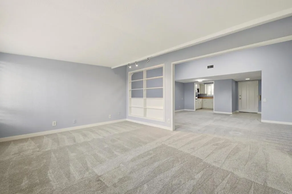 https://cdn.realtyfeed.com/cdn/127/306629721/a641188d867b2fa34f438eaf0d1ff158.webp