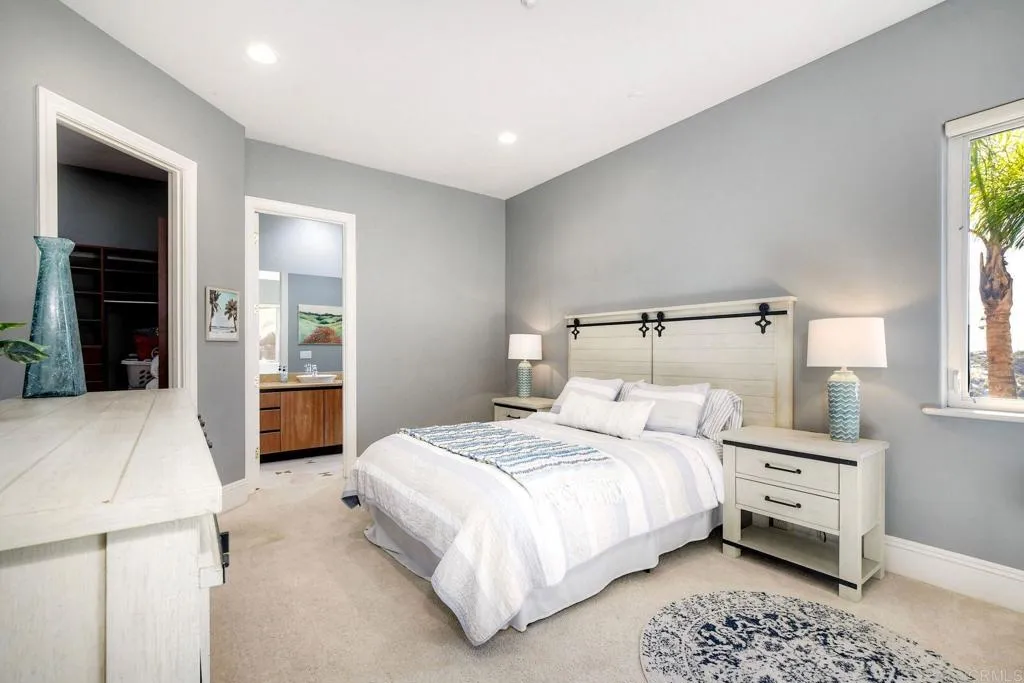 https://cdn.realtyfeed.com/cdn/127/306629747/734edf898bd72ca46da5b3493c3ae4d3.webp