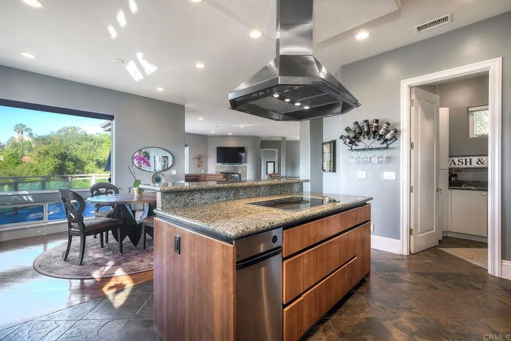 https://cdn.realtyfeed.com/cdn/127/306629747/a2719a012f7b04aacb548fd00d4fc87a.webp