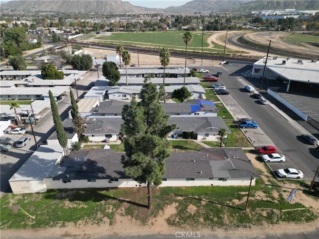 1195 W Spring Street, Riverside, CA 92507 - Photo 4 of 4, Riverside, CA