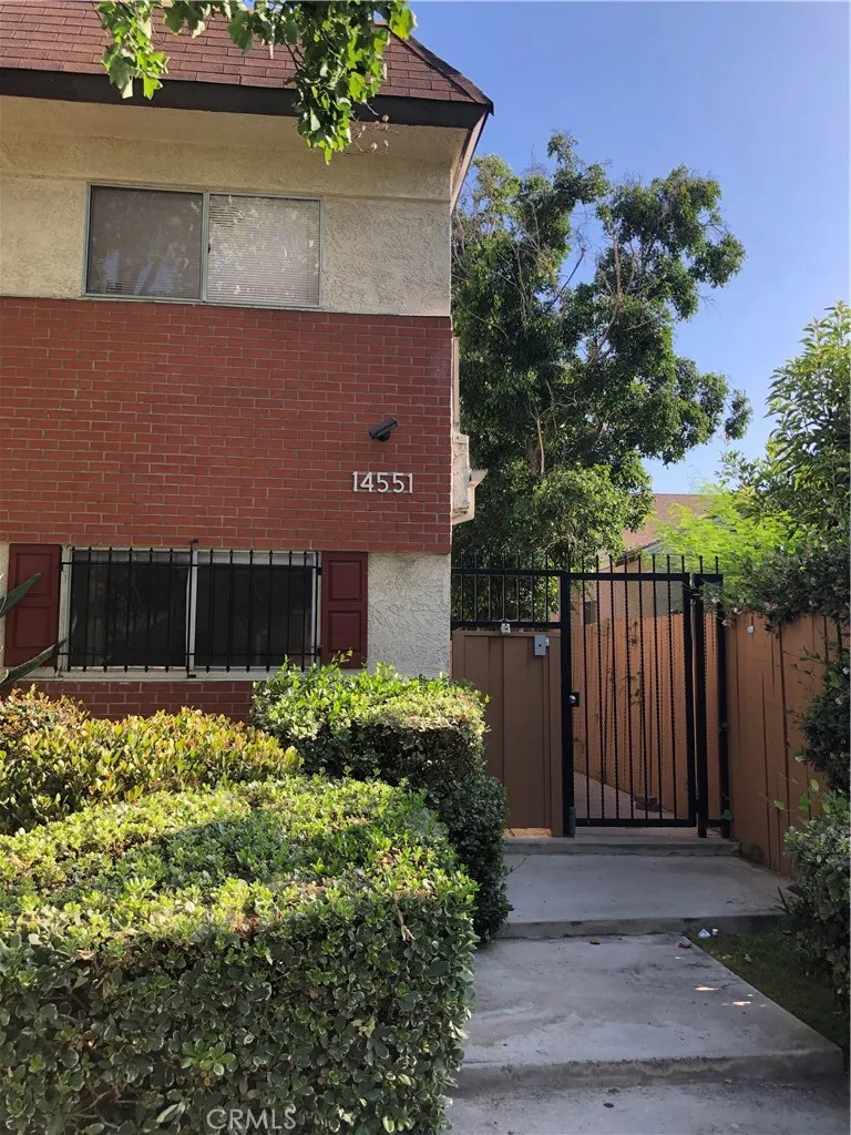 Van Nuys, CA 91405
