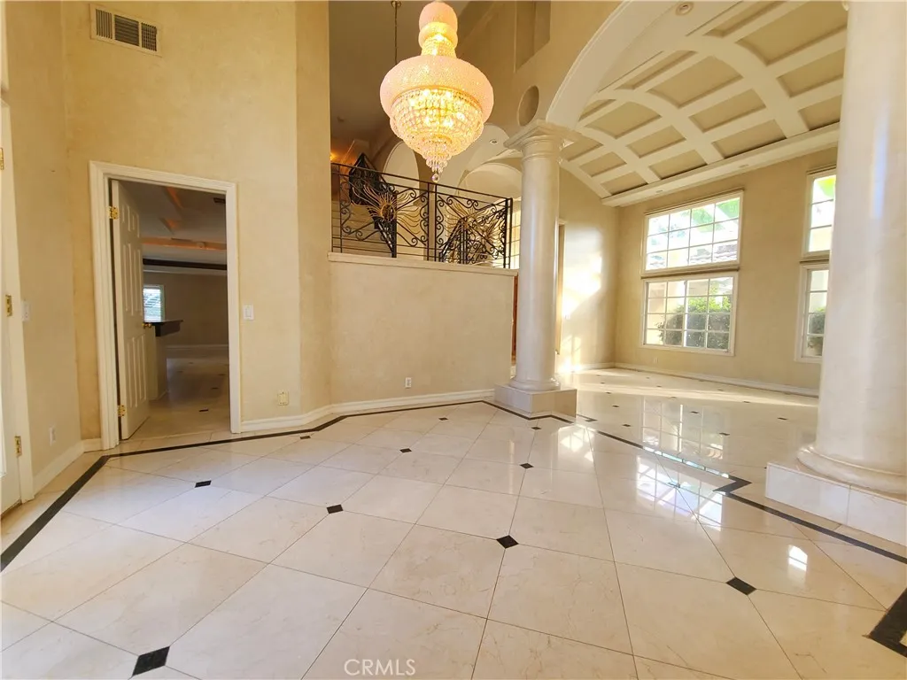 306 Edgemont Drive, Redlands, CA 92373 - Photo 4 of 24, Redlands, CA