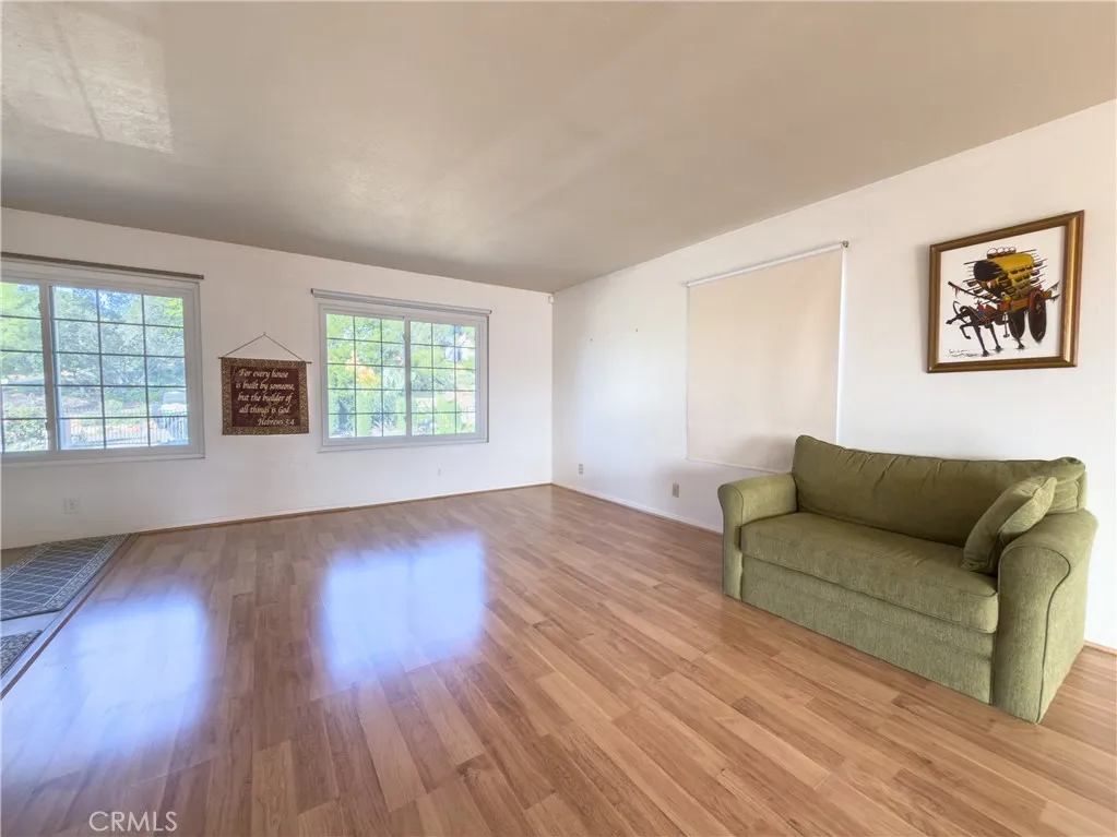 https://cdn.realtyfeed.com/cdn/127/306630020/c02638750740646bc9ce7aaf15794cbe.webp