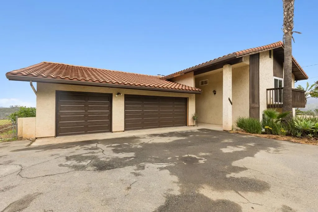https://cdn.realtyfeed.com/cdn/127/306630066/603d9393b03f9fc9538fa7080007438c.webp