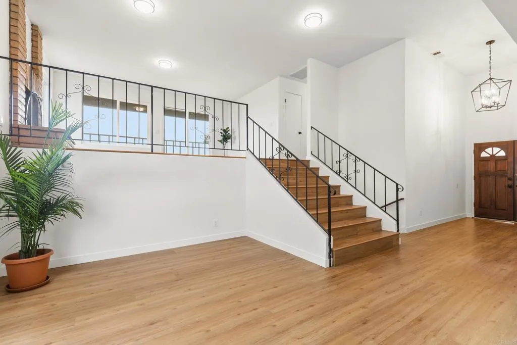 https://cdn.realtyfeed.com/cdn/127/306630066/860542e11f4b18121895ec5d1f98633d.webp