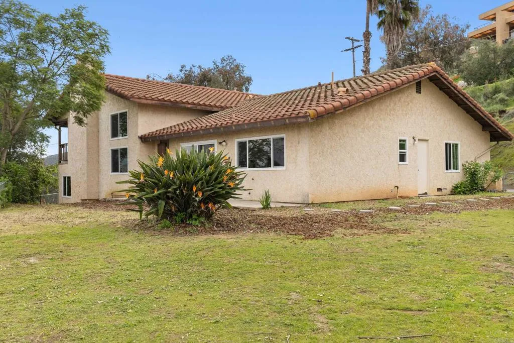 https://cdn.realtyfeed.com/cdn/127/306630066/ac3d9f3a0210f13ef5f162d020325e23.webp