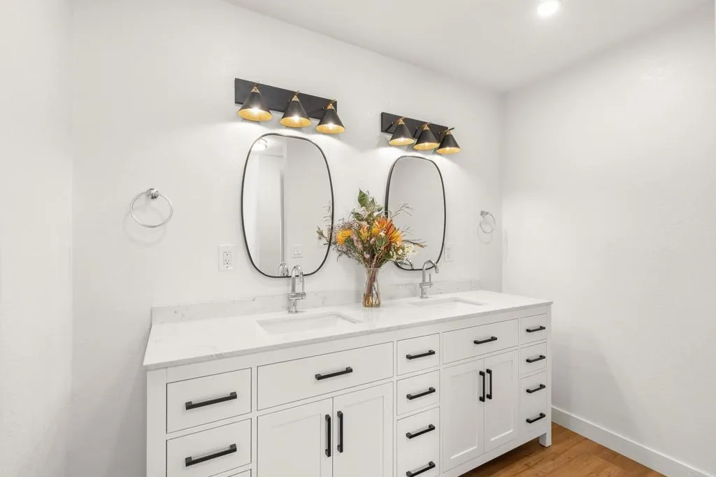 https://cdn.realtyfeed.com/cdn/127/306630066/e42aba0d8c255ce9138231b1cbab4526.webp