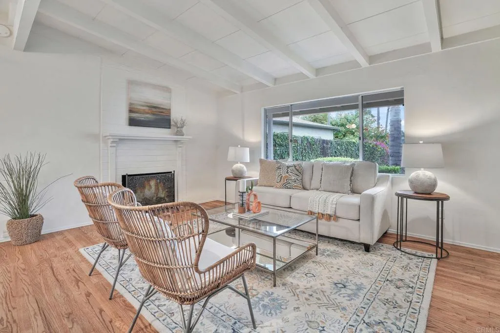 https://cdn.realtyfeed.com/cdn/127/306630075/df1b003356e79ad221acc5d9fe058ee4.webp