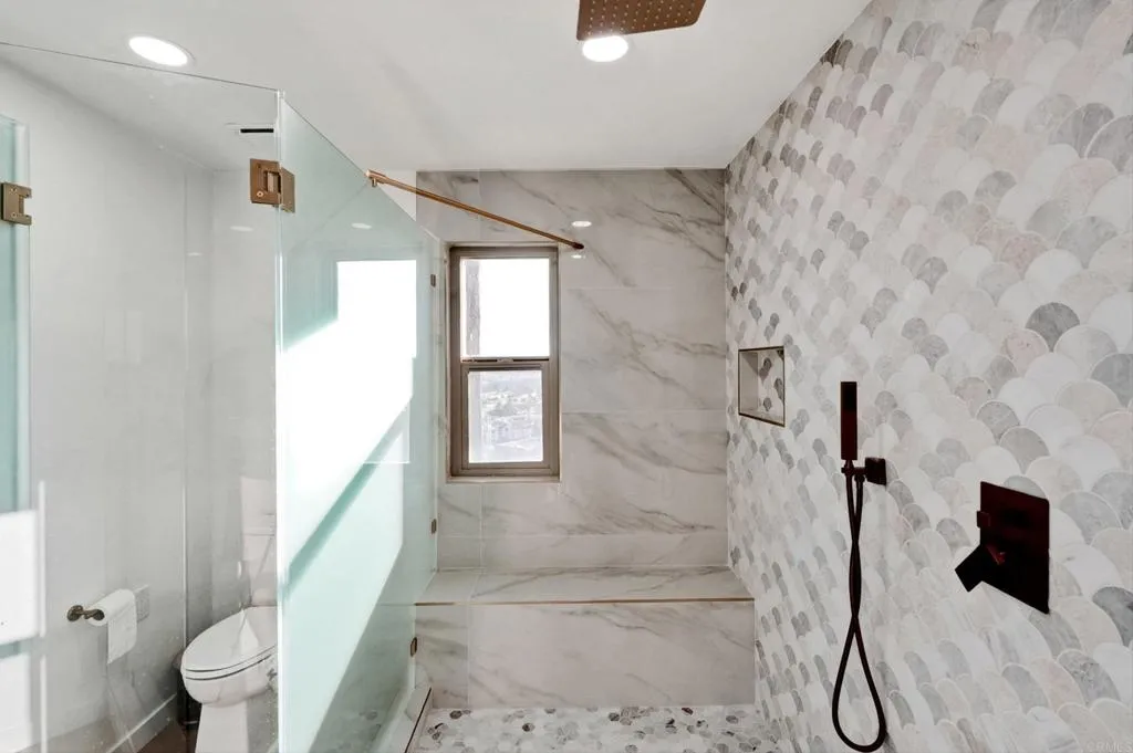 https://cdn.realtyfeed.com/cdn/127/306630086/24f356a3cae1ad1a69069ec60b2f4056.webp