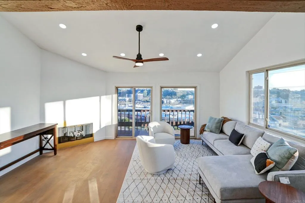 https://cdn.realtyfeed.com/cdn/127/306630086/a14e74bf401c118bc5c92ac22ecc0dd9.webp