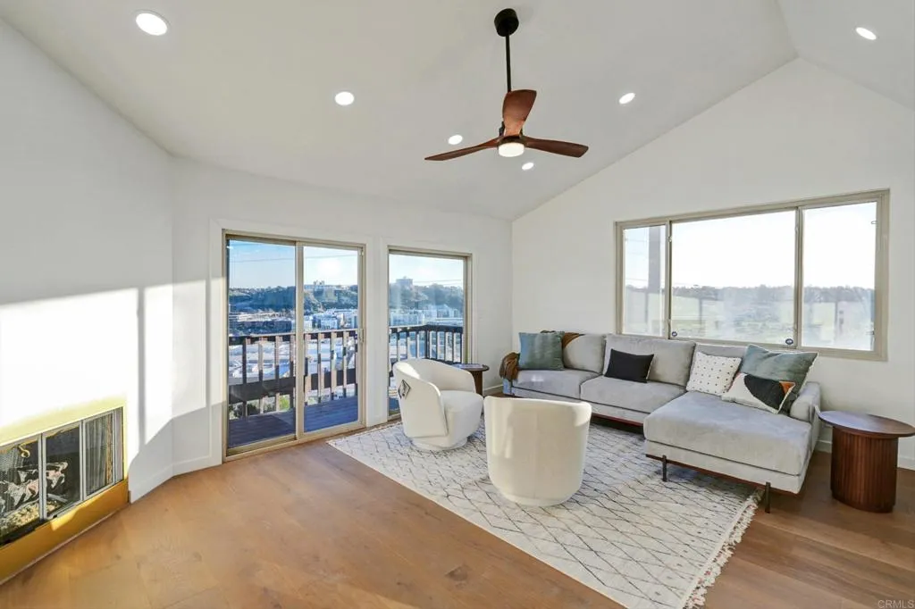 https://cdn.realtyfeed.com/cdn/127/306630086/e8f5e21a8acf233f01cb6551980570fb.webp