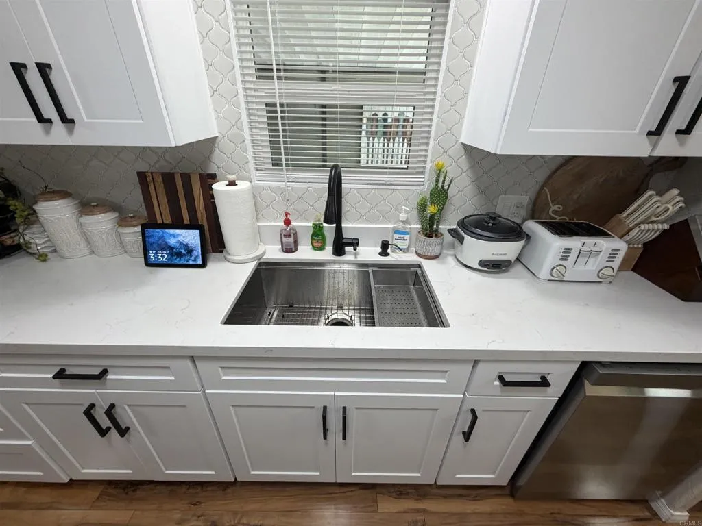 https://cdn.realtyfeed.com/cdn/127/306630094/26d4a2f11b2c1fd44c309b629b023f08.webp