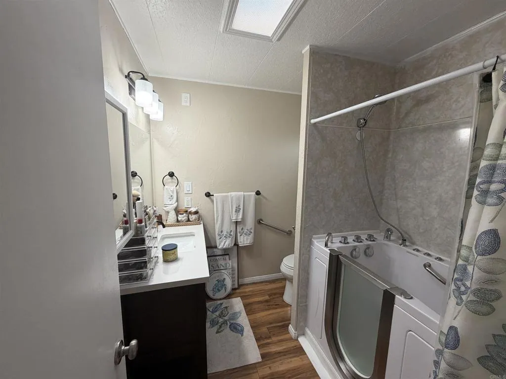https://cdn.realtyfeed.com/cdn/127/306630094/873808b3359087417356880a934be3e4.webp