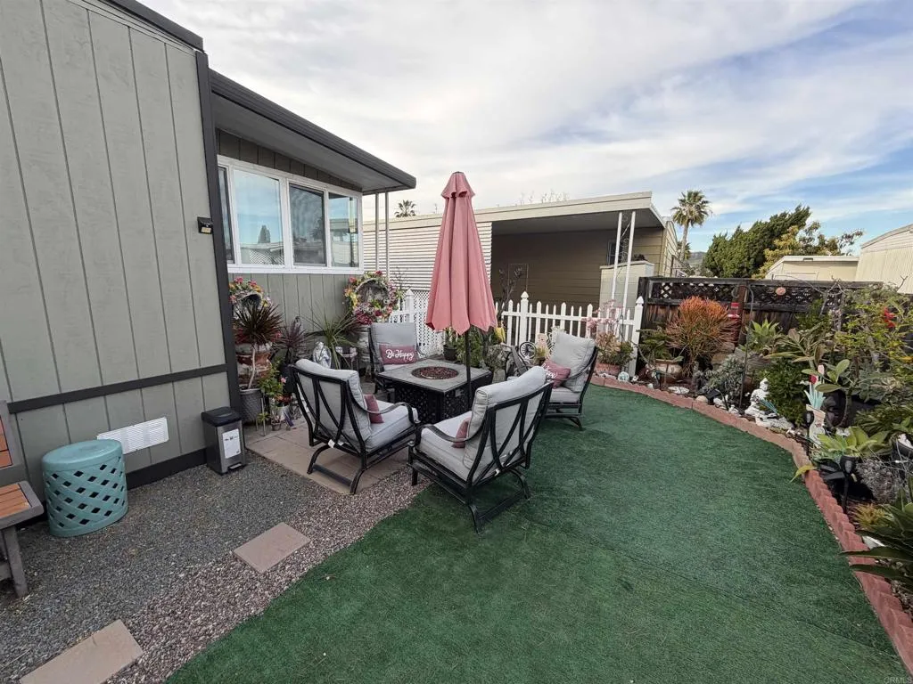 https://cdn.realtyfeed.com/cdn/127/306630094/9bcd757c66fa495990385a2a5007ba6f.webp