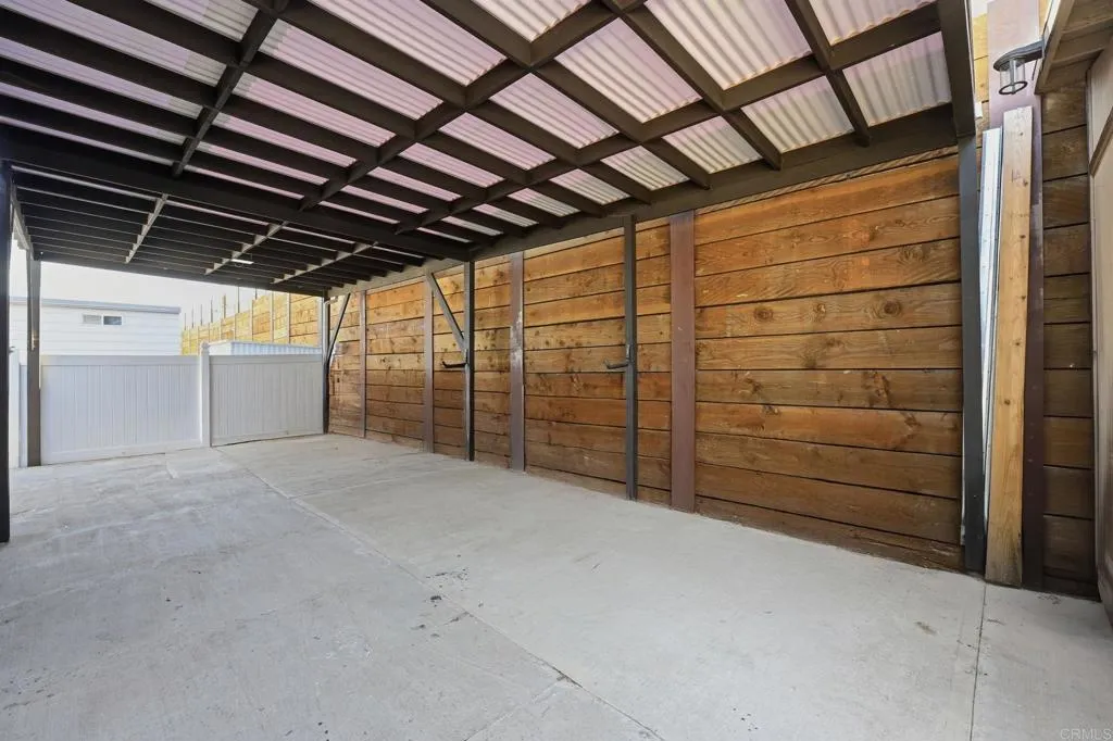 https://cdn.realtyfeed.com/cdn/127/306630138/1ab938bb4f4d091f4394c7d463af1274.webp