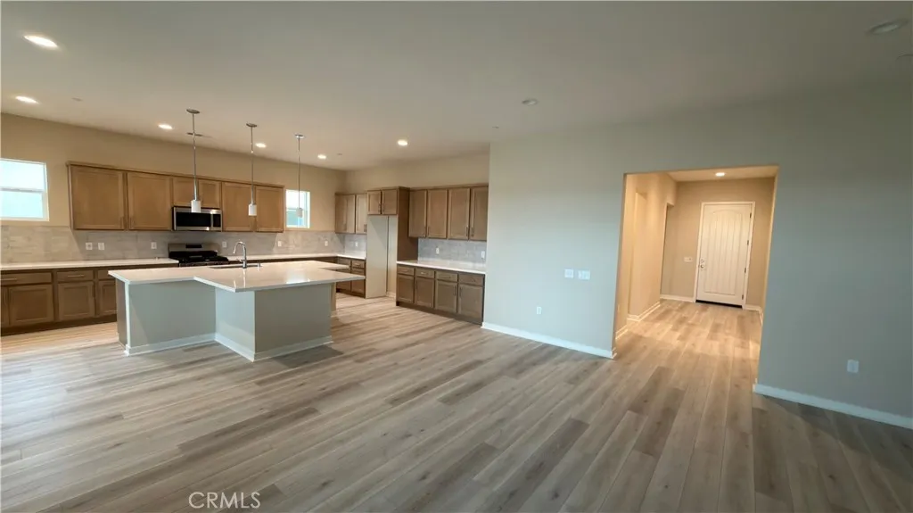 6438 Castle Crags Avenue, Hesperia, CA 92345 - Photo 2 of 15, Hesperia, CA