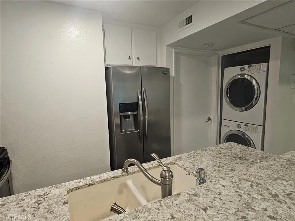 7150 Carlson Circle Unit 65, Canoga Park, CA 91303 - Photo 5 of 20, Canoga Park, CA