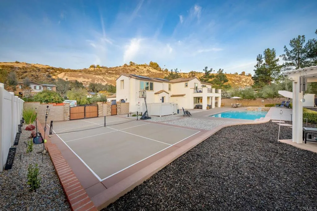 https://cdn.realtyfeed.com/cdn/127/306630204/01bebc9df78f1de9454f0e741f5c4ad7.webp