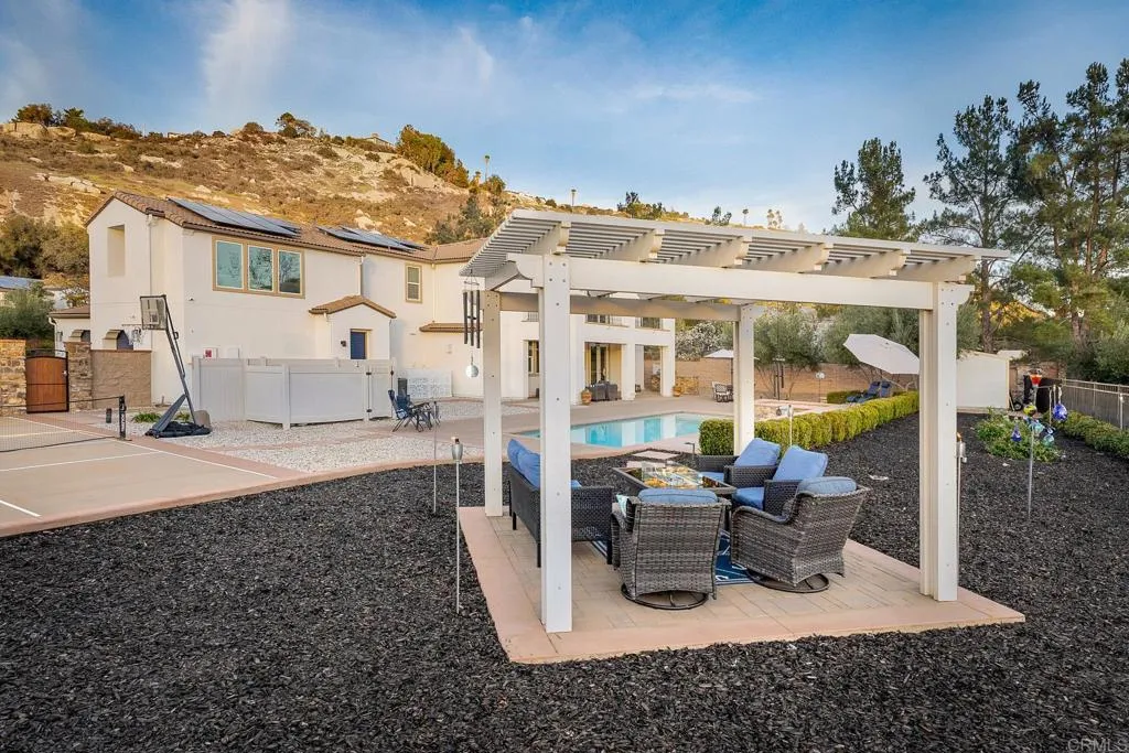 https://cdn.realtyfeed.com/cdn/127/306630204/0378ee1b0ed406098e427f62af96e63c.webp