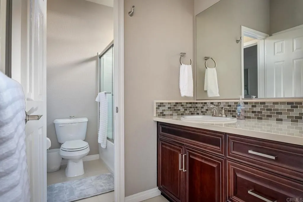 https://cdn.realtyfeed.com/cdn/127/306630204/06dbf15b49e00e4c281b33907c60e0b4.webp