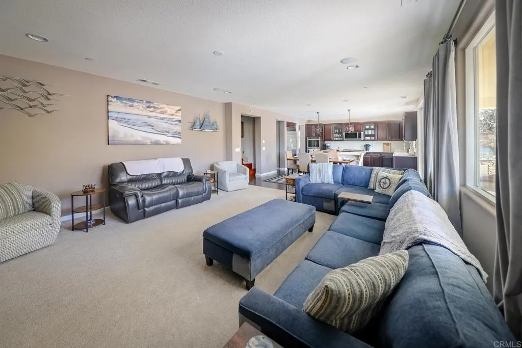 https://cdn.realtyfeed.com/cdn/127/306630204/23c6276e40a3d632b2e280d3eba1a694.webp