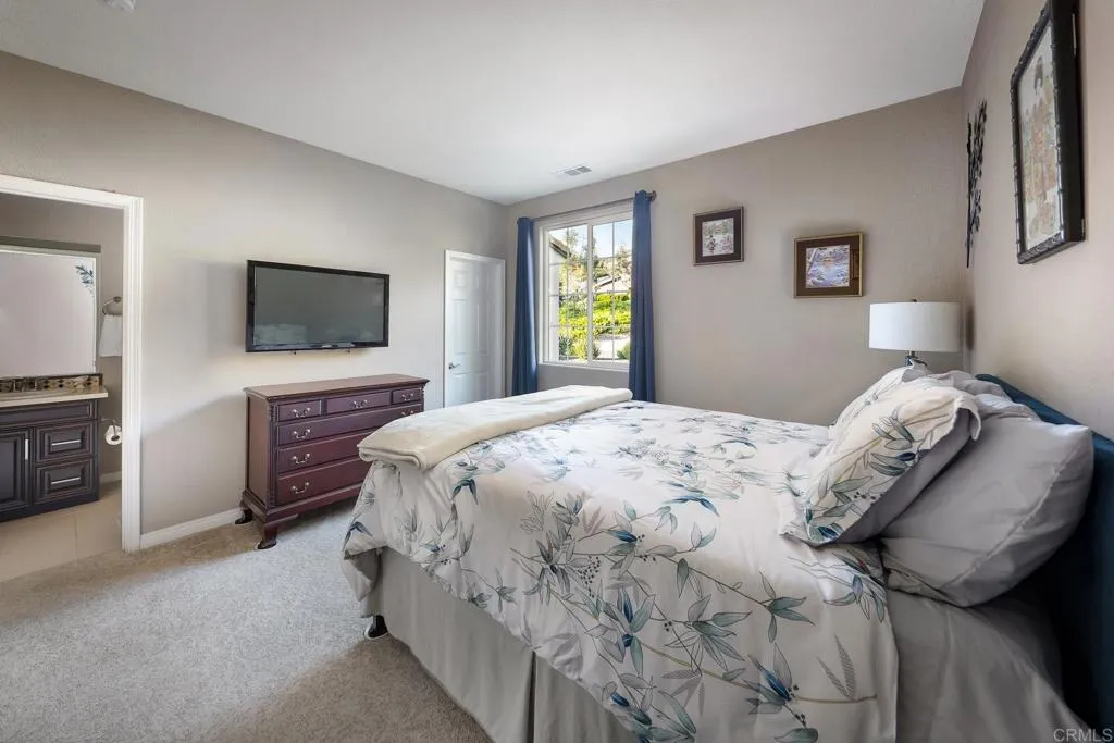 https://cdn.realtyfeed.com/cdn/127/306630204/f9d7a94bf52e5de9e64562787e26aad7.webp